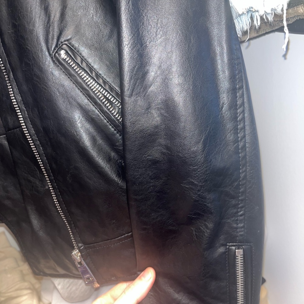 Leather Jacket - Picture 4 of 5
